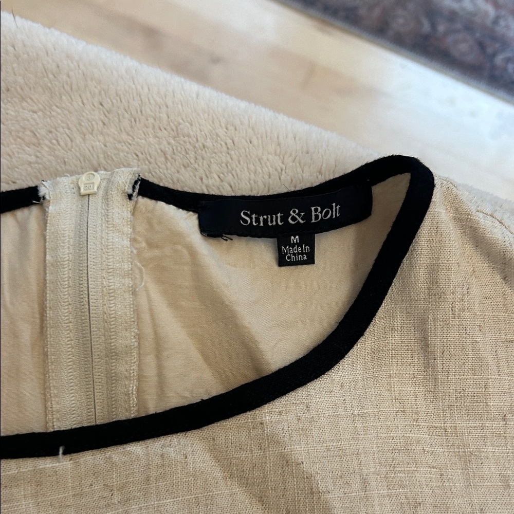 Women's Cream Tank Top with Black Trim - Picture 3 of 5
